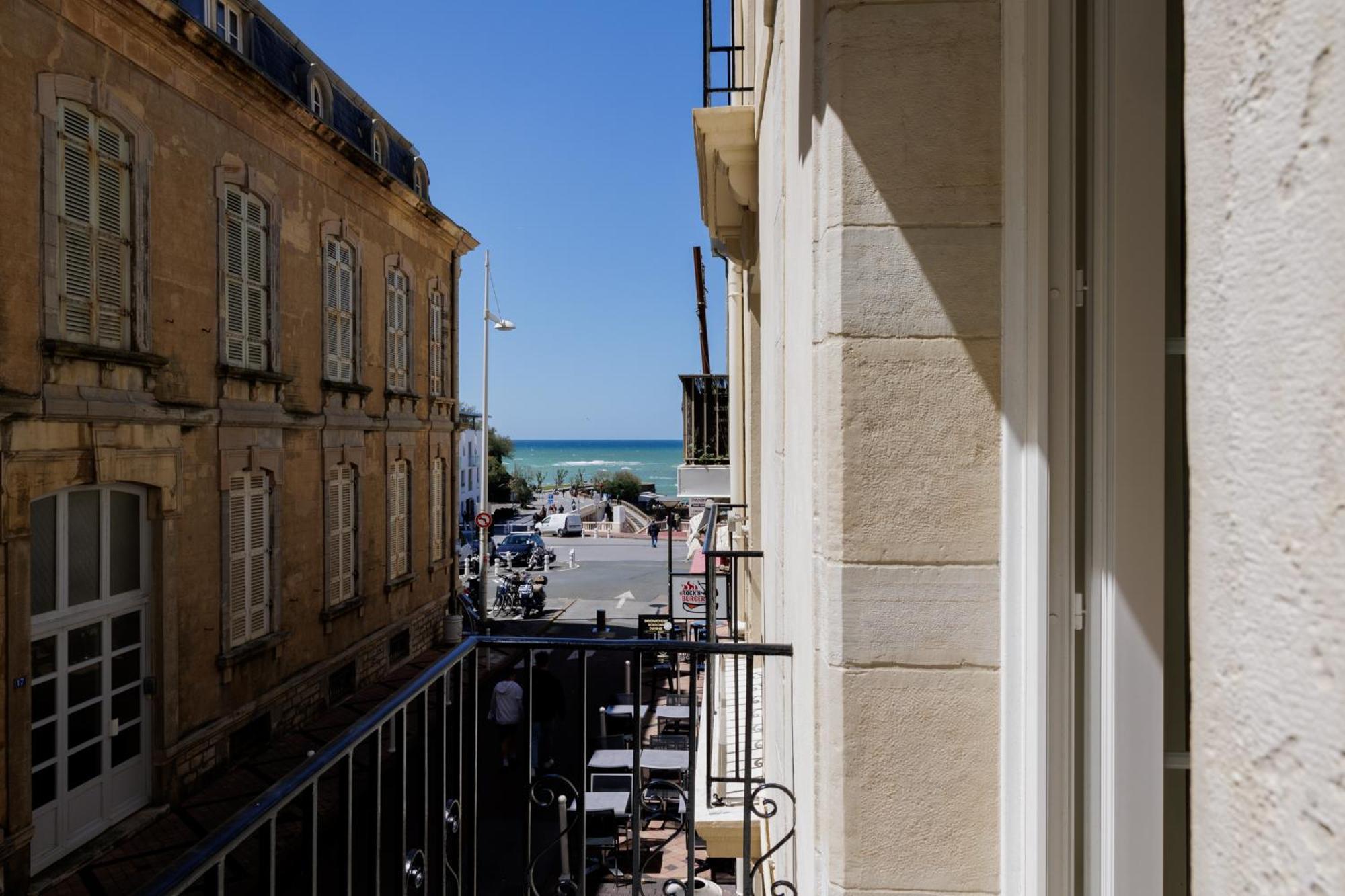 Alfred Hotels Port-Vieux Биариц Екстериор снимка