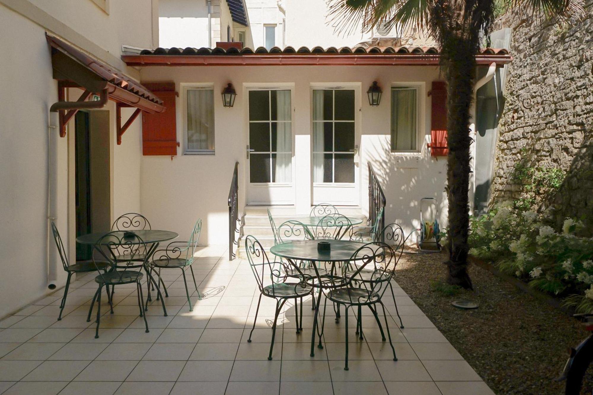 Alfred Hotels Port-Vieux Биариц Екстериор снимка